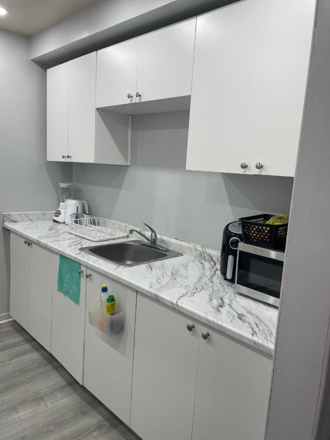 Harmony Home Near University Of Ватерлоо Экстерьер фото