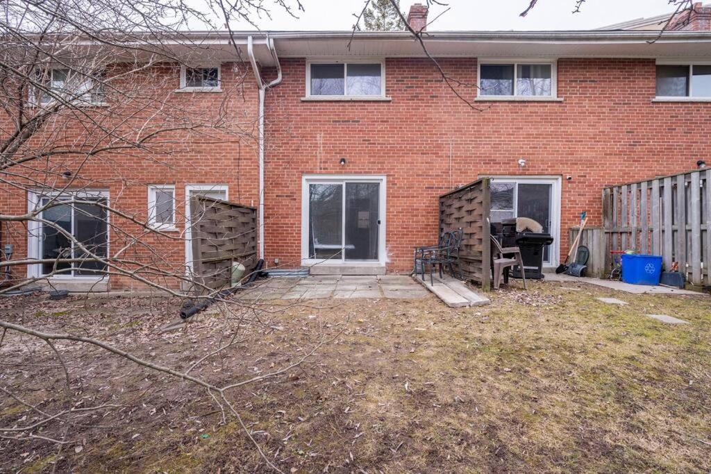 Harmony Home Near University Of Ватерлоо Экстерьер фото